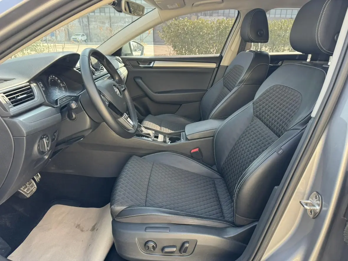 Skoda Speed pie ZI330 DSG Chuangxing Edition