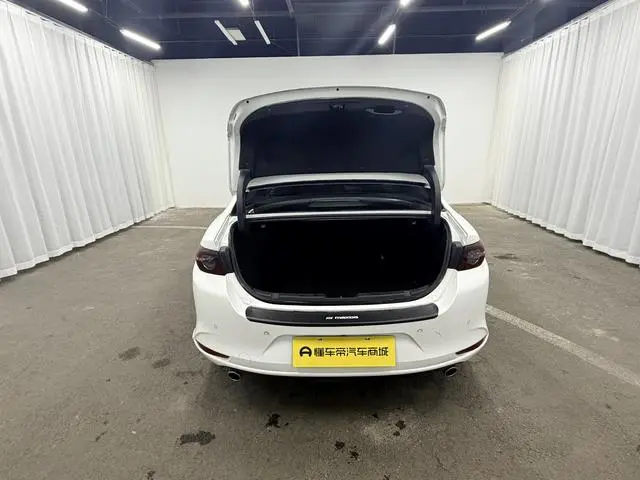 Mazda Mazda 3 Angkesaila 2.0L automatic quality elegant version
