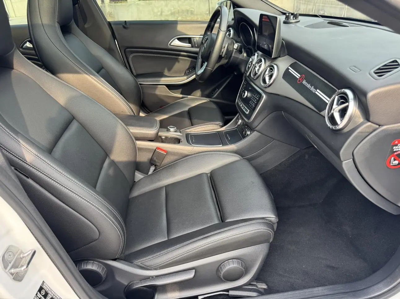 Mercedes-Benz Mercedes-Benz CLA CLA 200 dynamic type