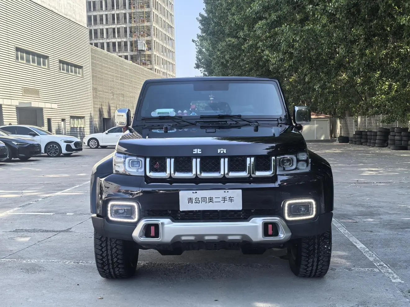 Beijing Beijing off-road BJ40 2.0T automatic four-wheel drive City Hunter Glory Edition