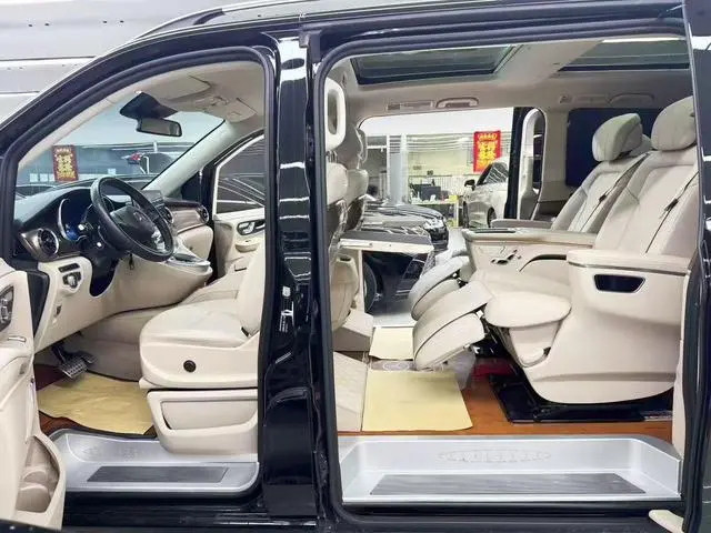 Mercedes-Benz Mercedes-Benz V-class V 260 Premium Edition Country V