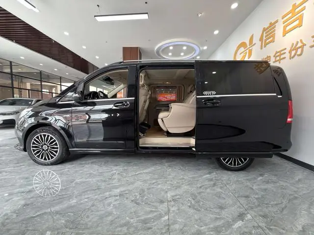 Mercedes-Benz Mercedes-Benz V-class V 260 Premium Edition Country VI