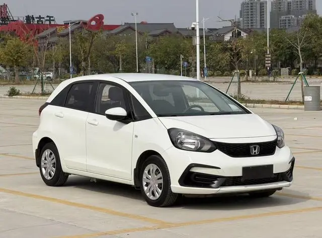 Honda Fit 1.5L CVT Trendy Edition