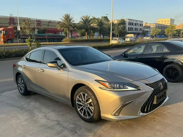 Lexus Lexus ES 200 Excellent Edition