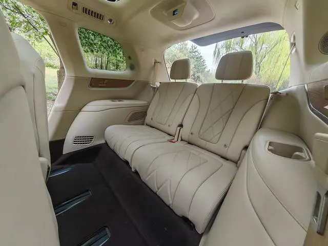 AITO Ask the world M9 Extended range Max six-seater version