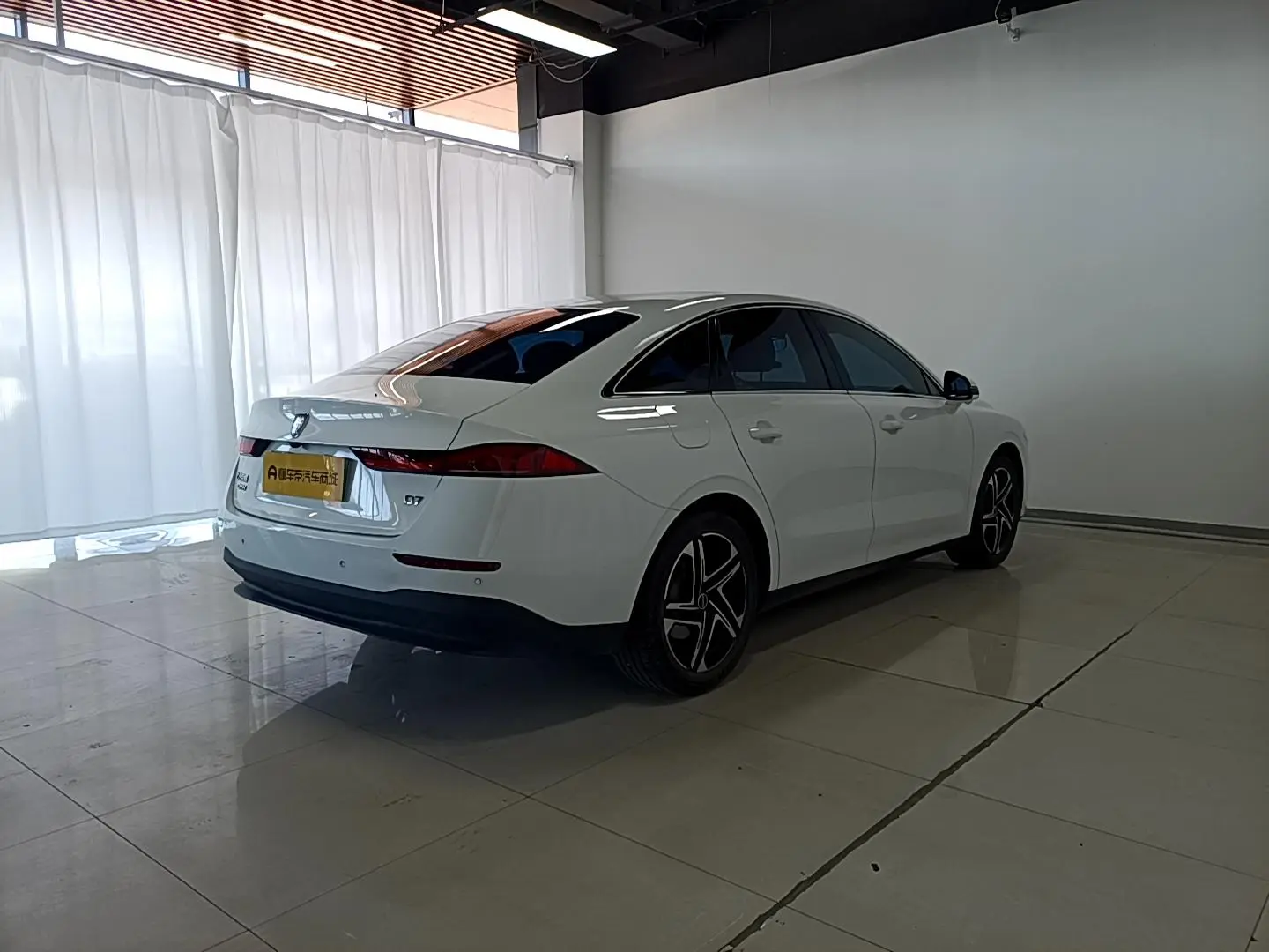 Roewe Roewe D7 DMH 125 Excellent Edition