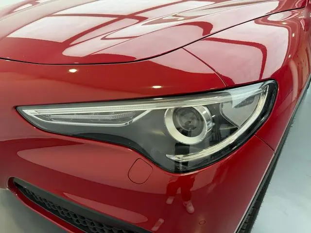 Alfa Romeo Stelvio 2.0T 200HP Elite Edition