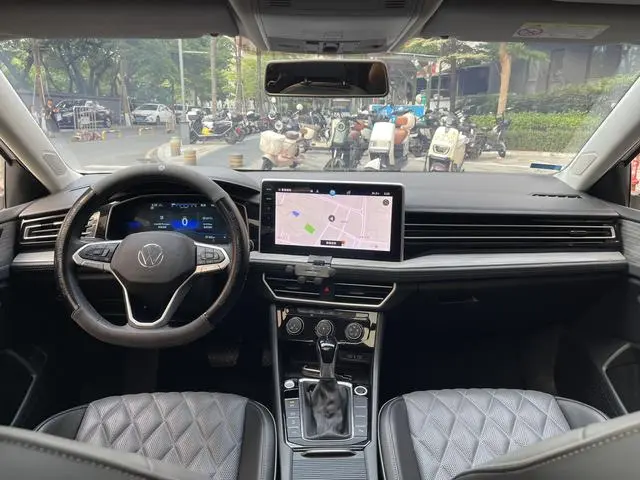 Volkswagen Sagitar 200TSI DSG Beyond Edition