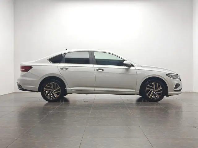 Volkswagen Lavida 300TSI DSG Manyi Edition