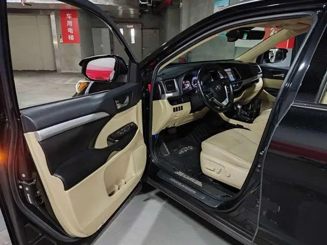 TOYOTA Highlander 2.0T four-wheel drive deluxe edition 7-seater Country VI