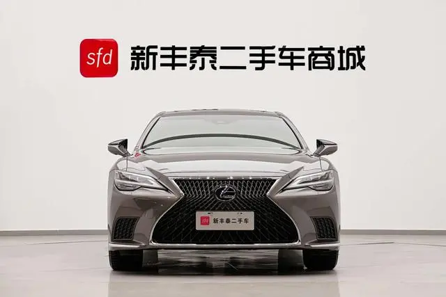 Lexus Lexus LS 500h Excellent Edition