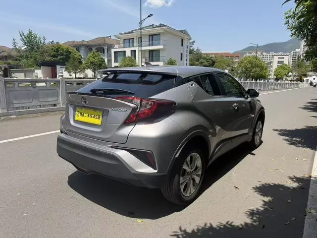 TOYOTA IZOA 2.0L Sports SPORT Version