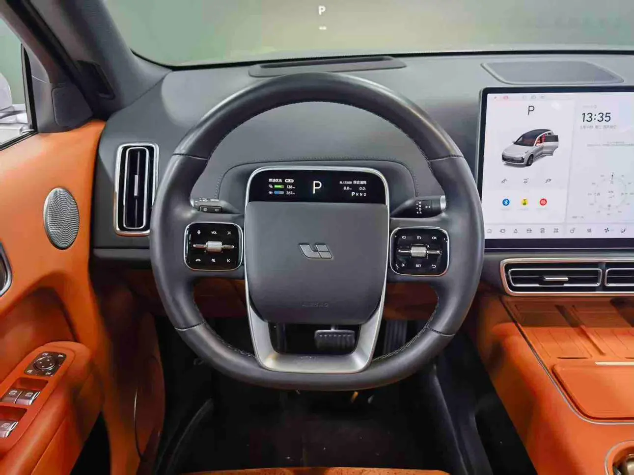 Li Auto Ideal L8 Pro version