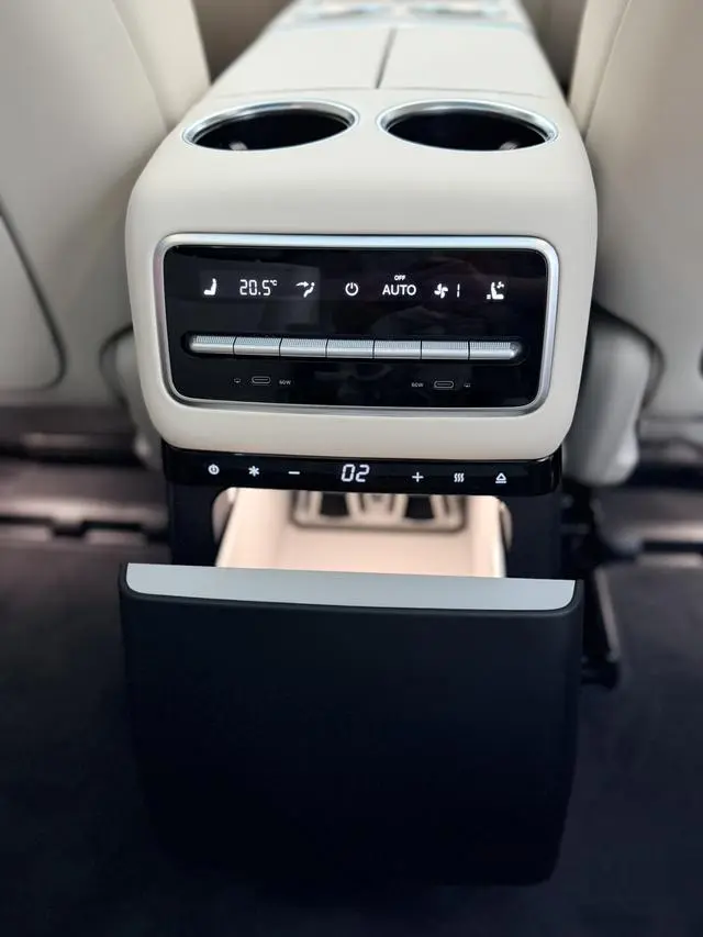 Li Auto Ideal L9 Max version