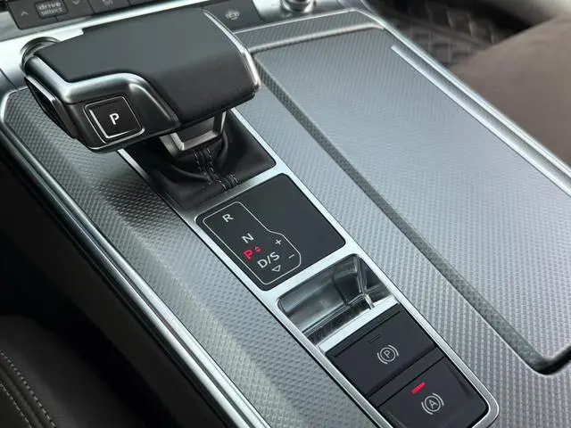 Audi Audi A7L 45 TFSI quattro S-line wind knight