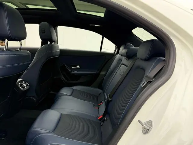 Mercedes-Benz Mercedes-Benz A-class A 180 L