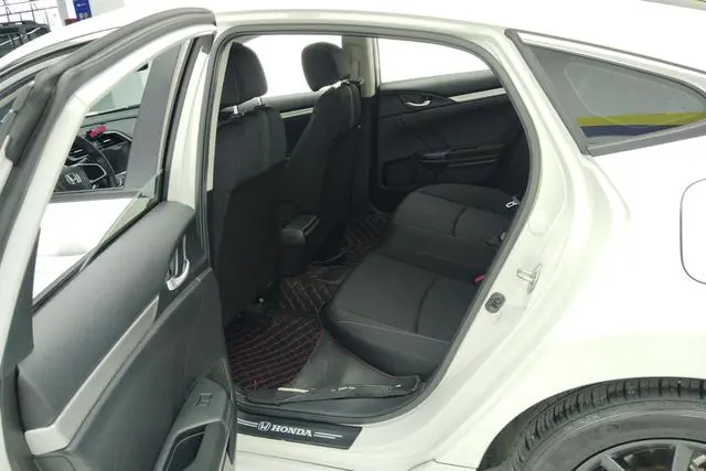 Honda Civic 220TURBO CVT Dynamic Version Country VI