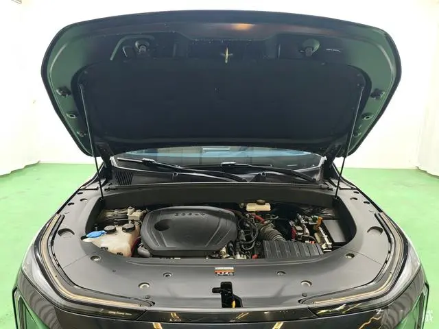 Geely Galaxy Galaxy L7 1.5T DHT 115km Starship