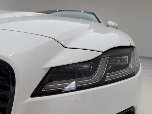 Jaguar Jaguar XFL 2.0T P200 two-wheel drive Elite Deluxe Edition