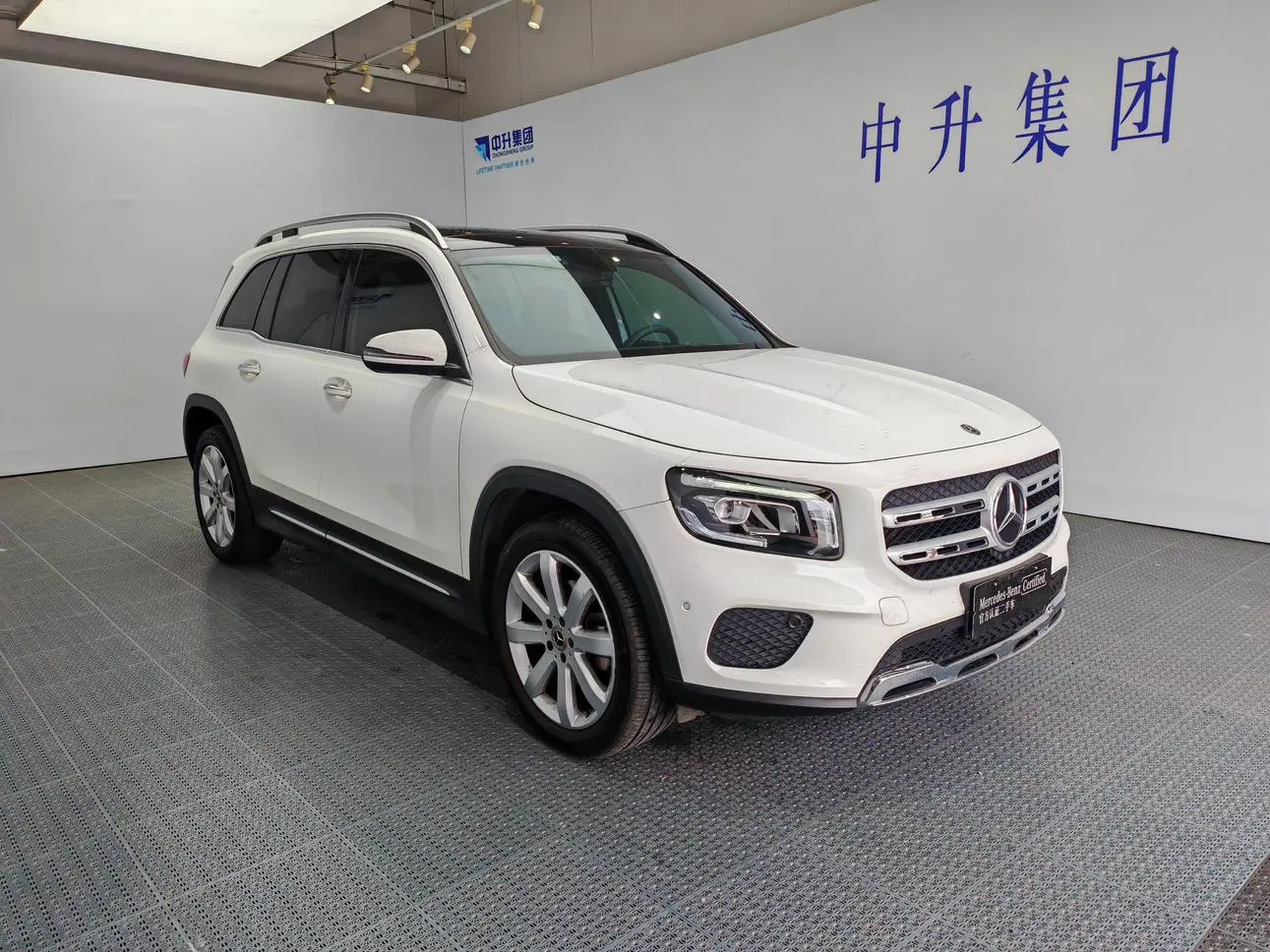 Mercedes-Benz Mercedes-Benz GLB GLB 200 fashion type