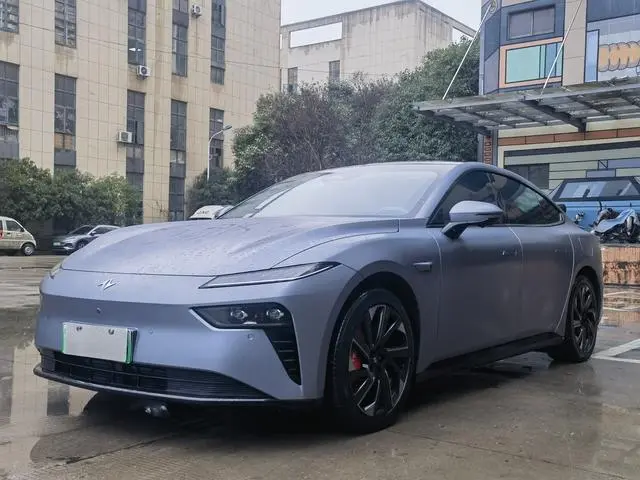 Dongfeng eπ eπ007 Pure electric 540 four-wheel drive Max version