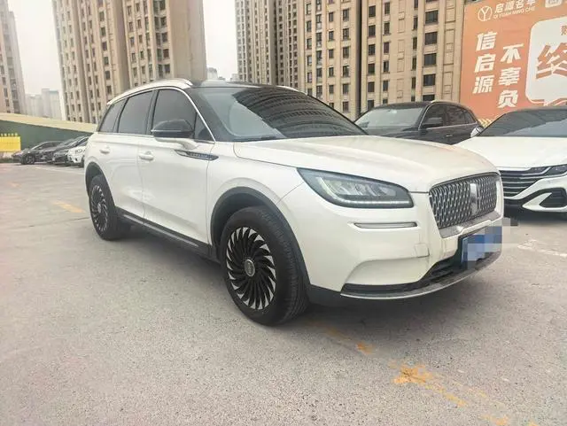 Lincoln Adventurer 2.0T Black Knight Limited Edition