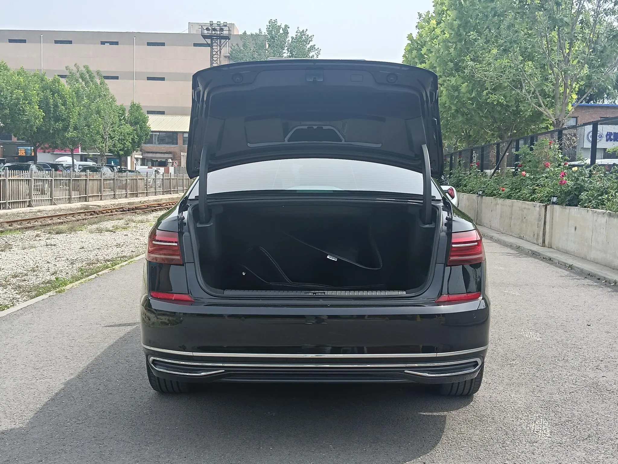 Volkswagen Passat Outstanding 380TSI Longteng Edition