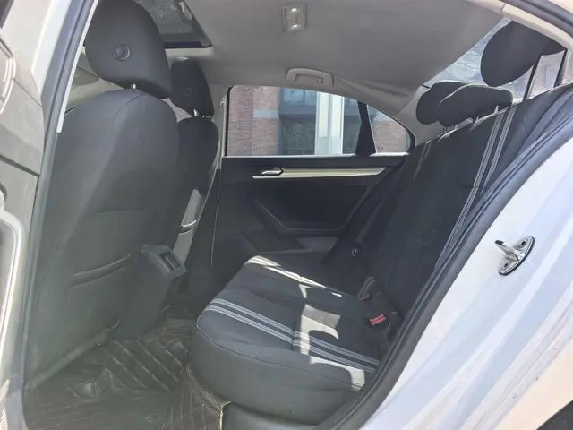 Volkswagen Lingdu 230TSI DSG Fashion Edition