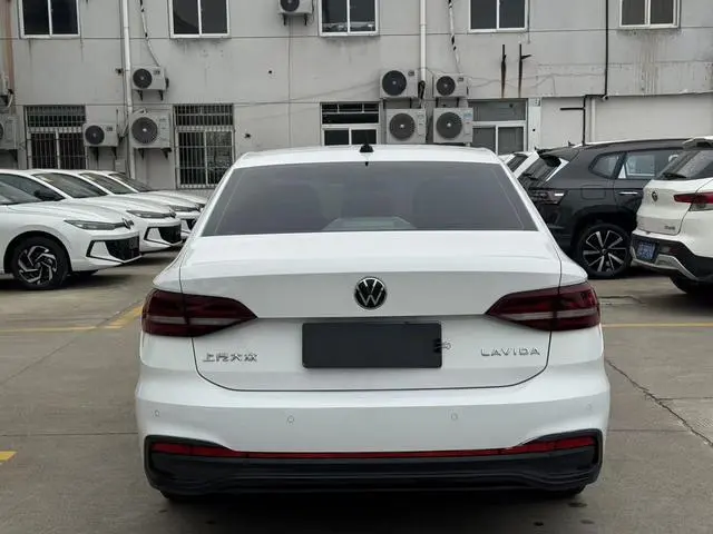 Volkswagen Lavida 1.5L Automatic Deyi version