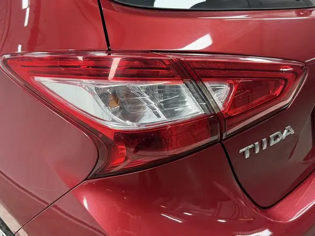Nissan TIIDA 1.6L CVT Smart Travel Edition