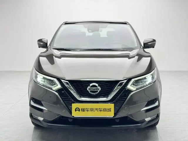 Nissan Qashqai 2.0 L XV Prem Deluxe Edition