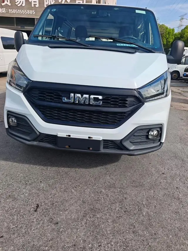 JMC Teshun 2.8T Space King Taurus long-axis mid-high-top rear single tire-6-seater diesel country VI JX493