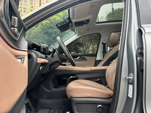 Chery Fulwin Tiggo 8L 2.0T Automatic Premium Edition