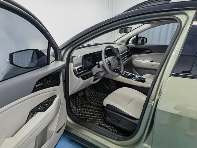 Kia Lion Platinum expands the world 1.5T two-wheel drive Premium edition