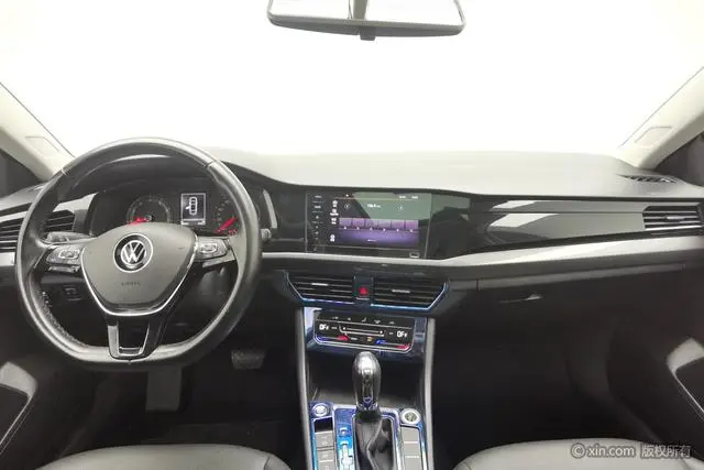 Volkswagen Bora 1.5L Automatic Elite Intelligent Version