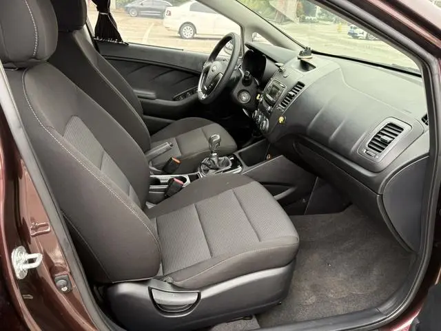Kia Kia K3 1.6L manual GL