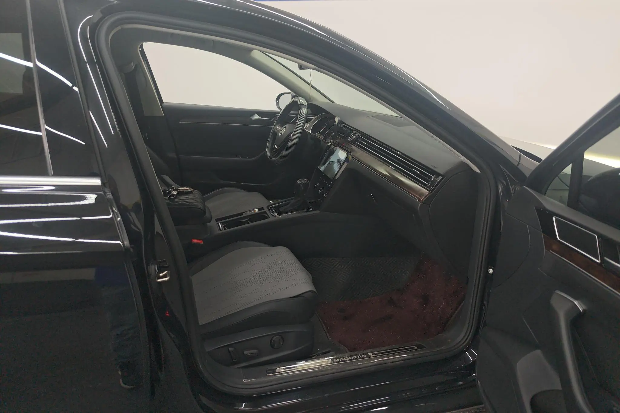 Volkswagen Magotan 330TSI DSG luxury Country V