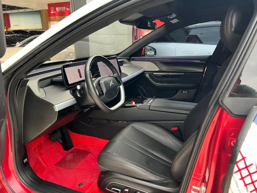 Xpeng Xiaopeng P7 562E Pengyi Performance Edition