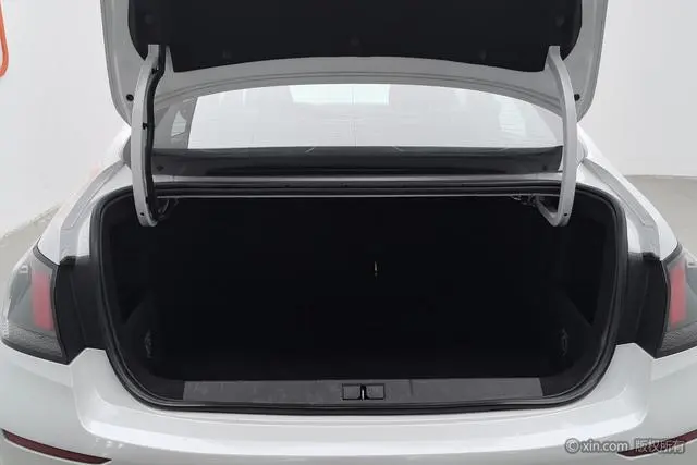 Peugeot Peugeot 408 360THP 10th Anniversary Edition