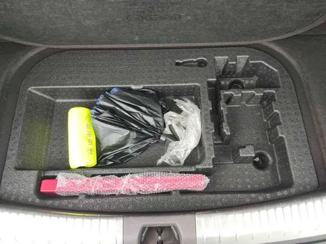 Denza Denza D9 EV Smart driving version 600 four-wheel drive flagship model