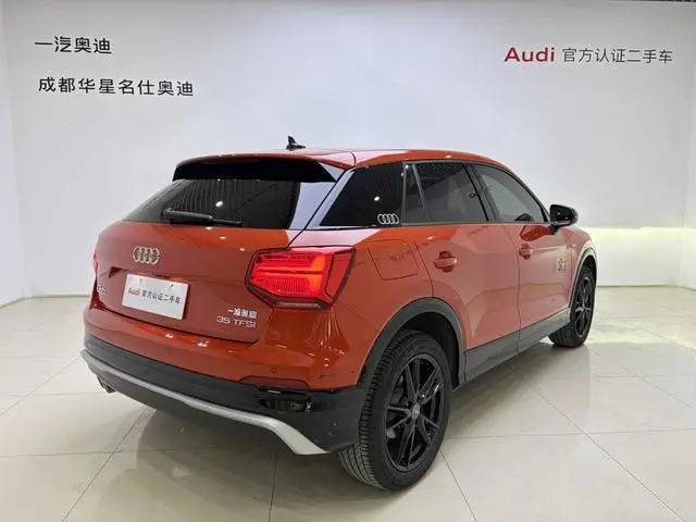 Audi Audi Q2L 35TFSI fashion dynamic country VI