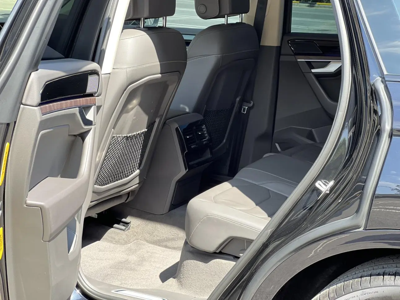 Volkswagen Touareg 3.0 TSI Ruixiang Edition Yao Black Sports Suit
