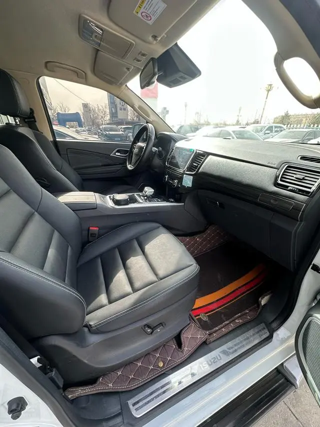 Isuzu mu-X Shepherd Ranger 2.0T gasoline automatic four-wheel drive Ultimate Edition 5 seats