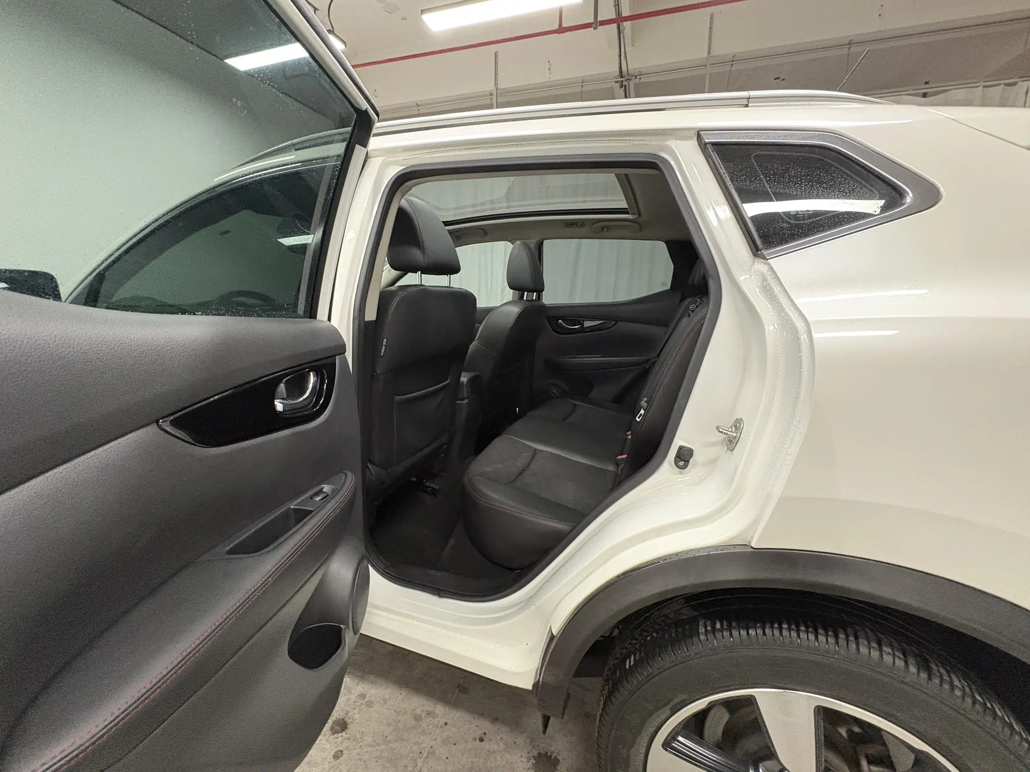 Nissan Qashqai 2.0L CVT Deluxe Edition