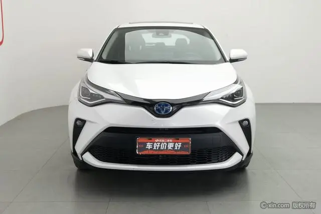 TOYOTA Toyota C-HR Dual engine 2.0L E-CVT Deluxe Edition