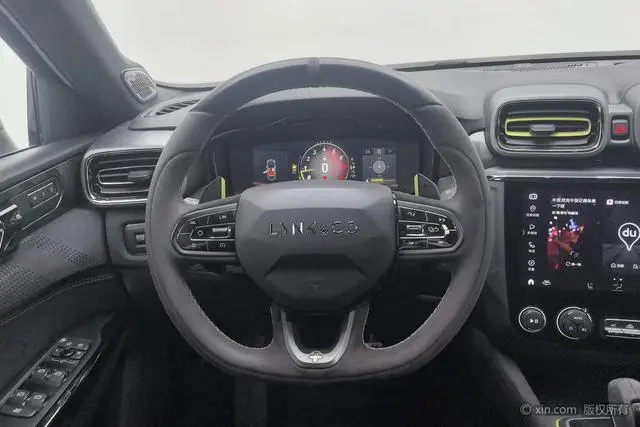 LYNK & CO Lynk 03 03+2.0 TD Automatic Yufeng Version