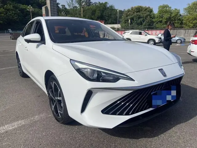 Roewe Roewe i5 1.5L CVT Premium Edition