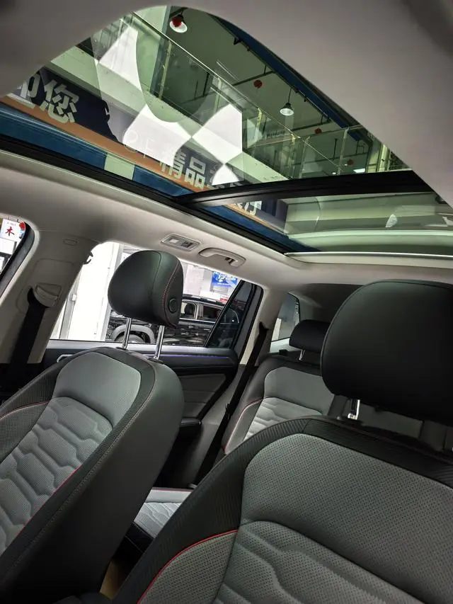Volkswagen Tiguan L PHEV 430PHEV plug-in hybrid Ultimate Edition