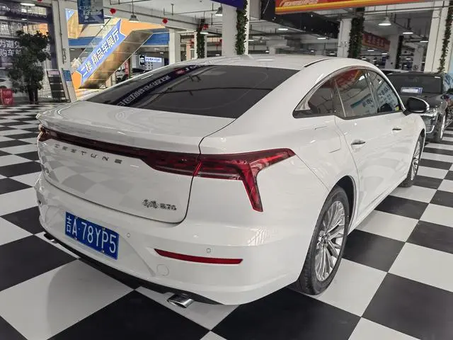 FAW Pentium B70 The third generation 1.5T automatic enjoyment type