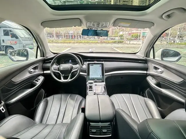 Roewe Roewe RX5 MAX Supreme series 300TGI automatic Luxury Cockpit Version